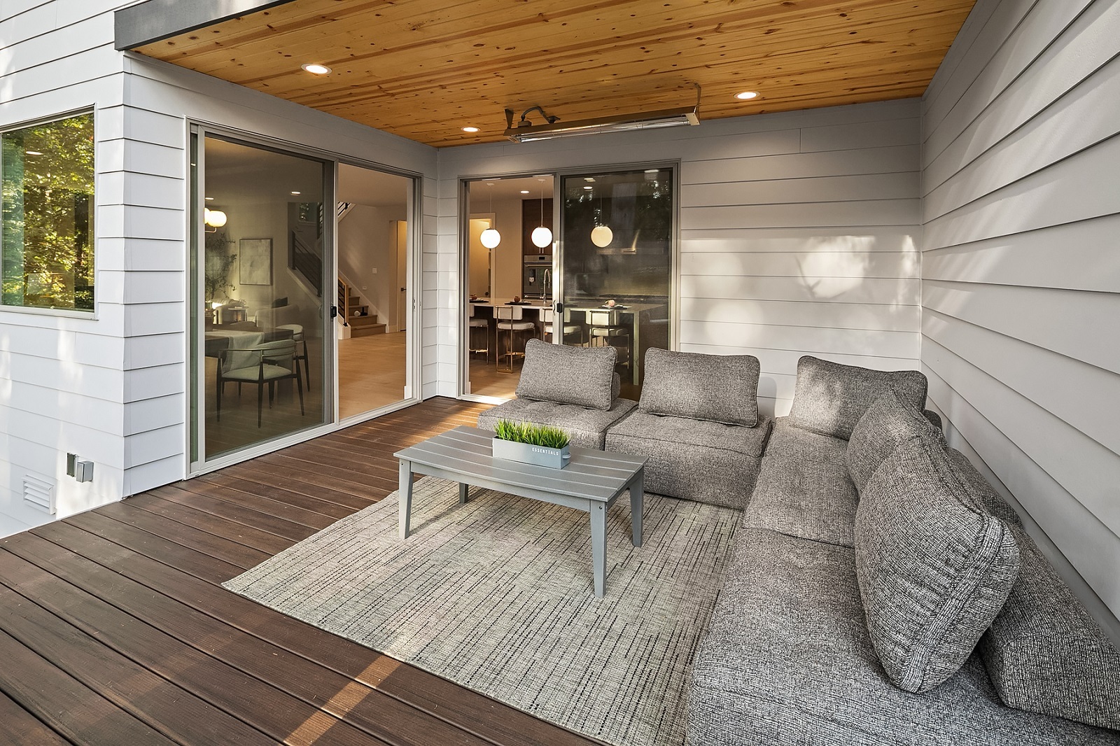 house on the hill 上下セット90 SANFORD | 1 New Home Coming to the North Rose Hill | Merit Homes